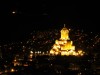 Sameba-Kathedrale bei Nacht